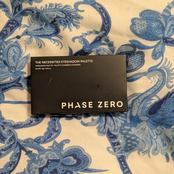 NWOB Phase Zero The Necessities Eye shadow Palette - New In Box - Picture 2 of 7